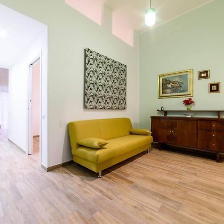 Apartmán Stazione Treni - Wi-Fi & Netflix Cozy Space Salerno Exteriér fotografie