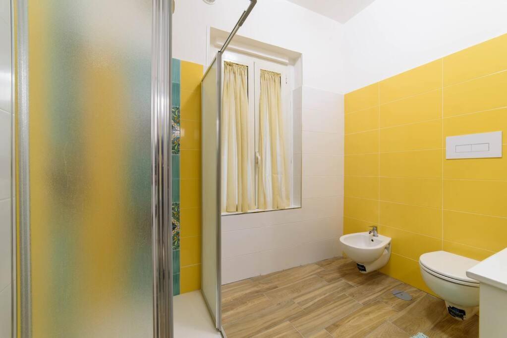 Apartmán Stazione Treni - Wi-Fi & Netflix Cozy Space Salerno Exteriér fotografie