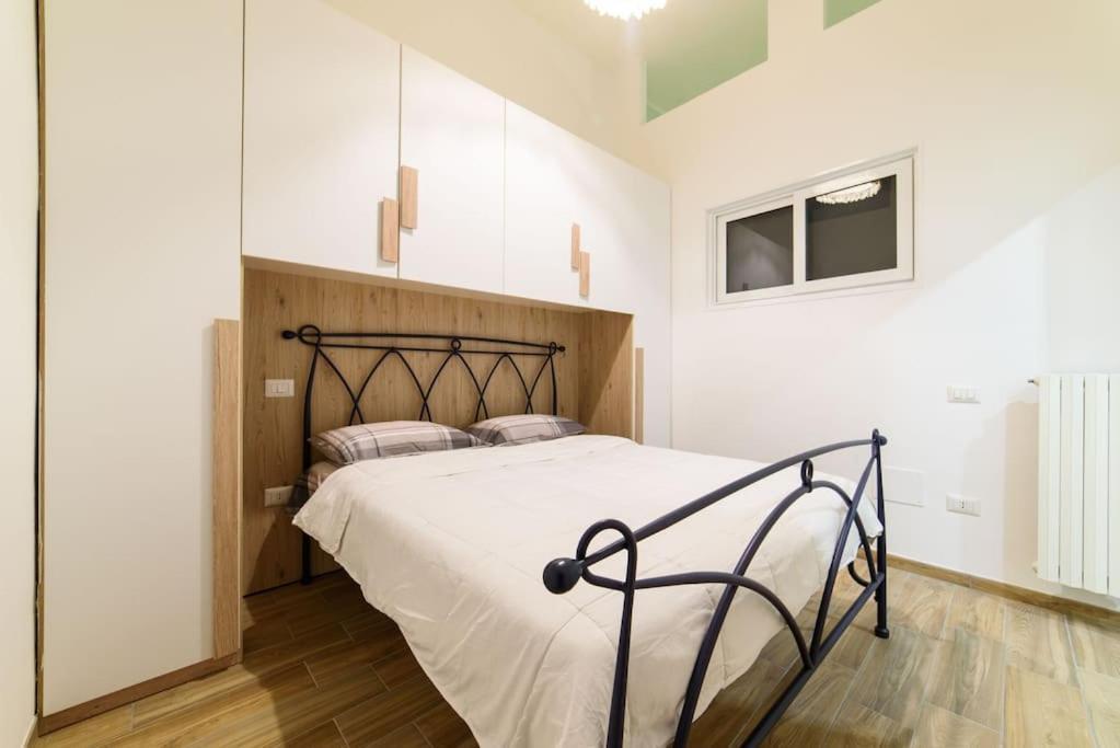 Apartmán Stazione Treni - Wi-Fi & Netflix Cozy Space Salerno Exteriér fotografie